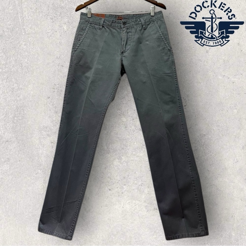 040 Dockers | EUC Faded Green Gray Straight Leg Chino Khaki Pants (Sz 32x30)
